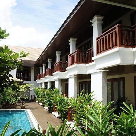 Athena Hotel Pakse Exterior photo